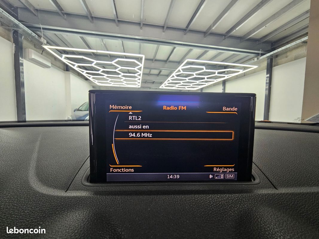 Audi A3 CABRIOLET Sportback S line 184ch quattro S-tronic / régulateur de vitesse auto adaptatif / siege chauffant /drive slect / climatisation bi-zone / feux automatique (image 30)