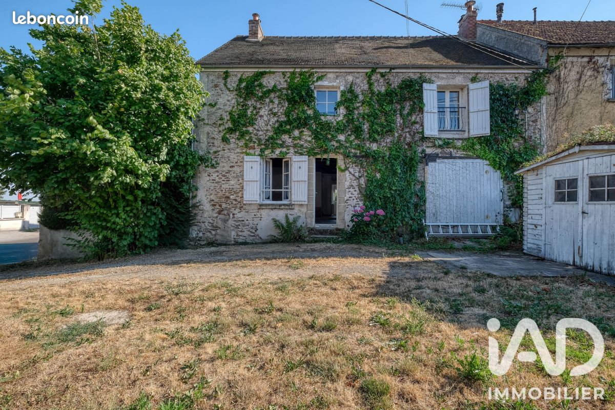 Maison 5 pièces 155 m² · à Saint-Rémy-de-la-Vanne · 155 m² · 279 900 €