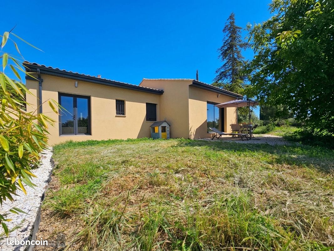 Maison 4 pièces 100 m² · à Caromb · 100 m² · 339 000 €