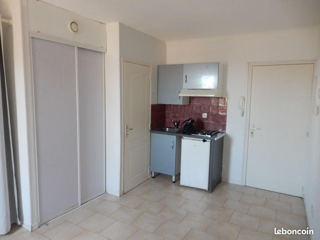 Appartement 1 pièce 18 m² · à Aix-en-Provence · 18 m² · 570 €