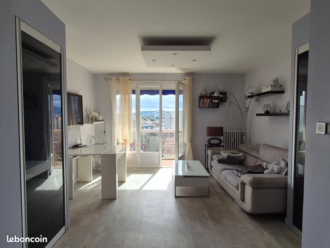 Appartement 3 pièces 54 m² · à Saint-Étienne · 54 m² · 84 000 €