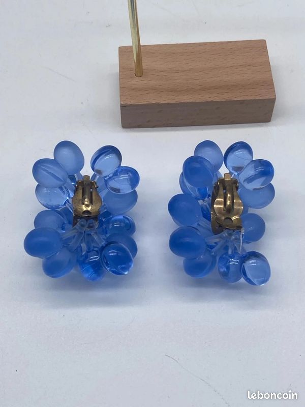 Colliers Anciens Boucles D'oreilles Vintage - Occasion, Sans Marque, à Vérifier Selon Description Vendeur Boucles D'oreilles Homme