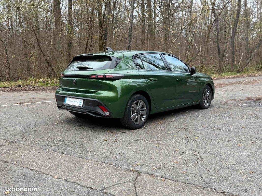 Peugeot 308 1.5 bluehdi 130ch 2023 (image 4)