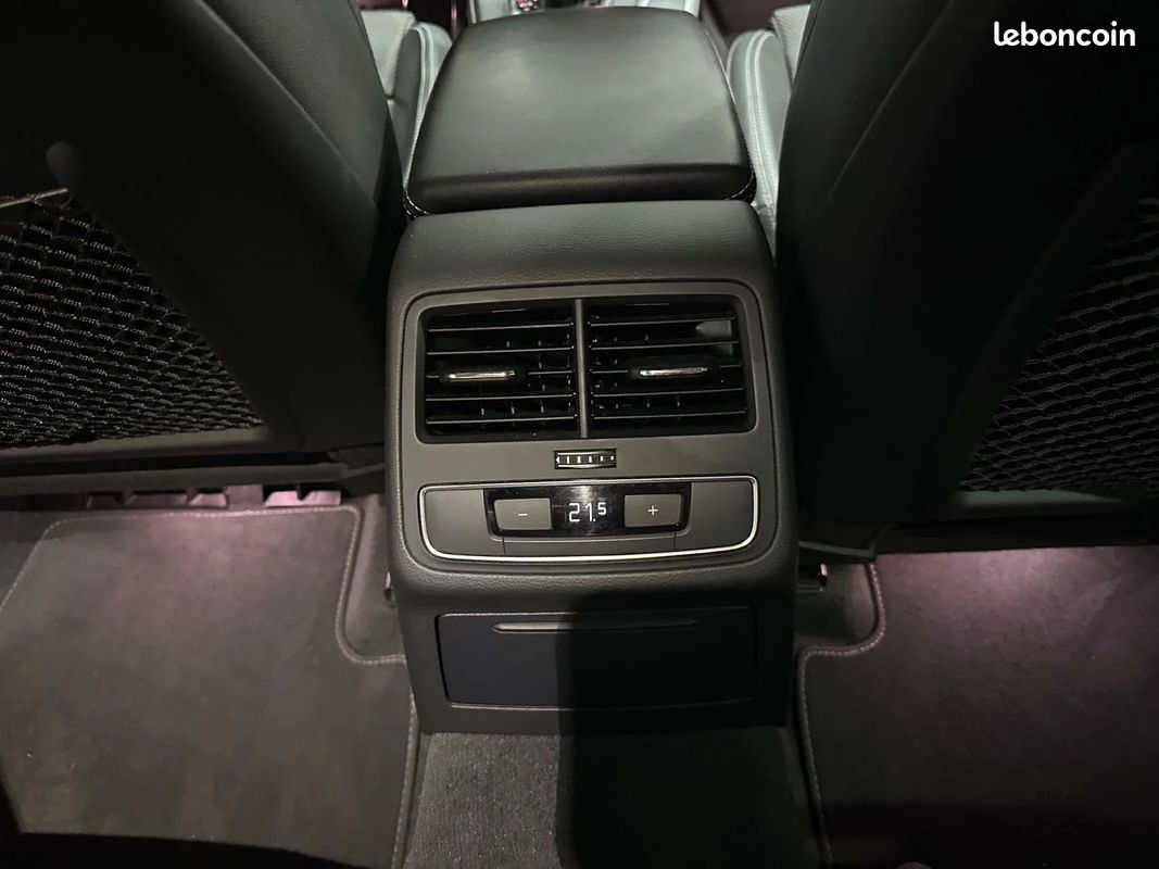 AUDI A4 AVANT 2.0 TDI 150 S tronic 7 S line *COURROIE DE DISTRIBUTION CHANGEE*RÉVISION À JOUR*VIDANGE BOITE (image 22)