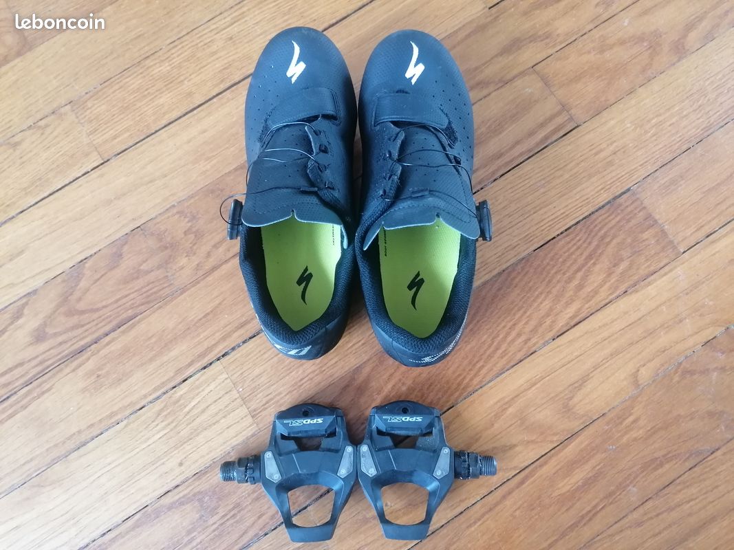 Chaussures cyclisme, pédales et cales auto (image 1)