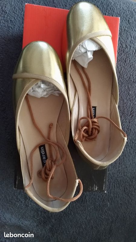 Ballerine couleur doré Pierre CARDIN (image 2)