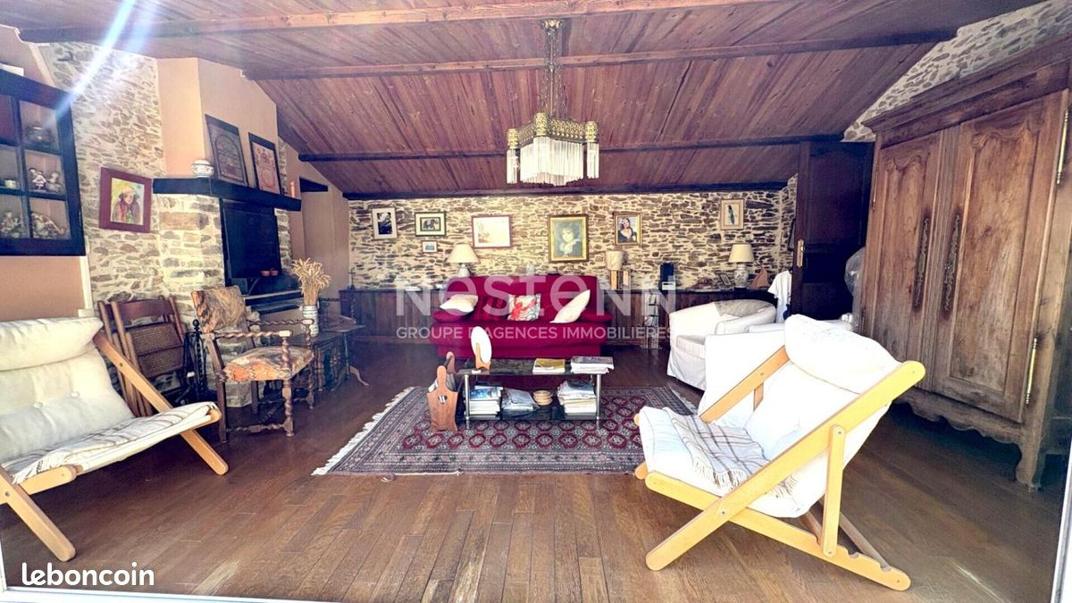 Maison 5 pièces 152 m² · à Coëx · 152 m² · 253 560 €