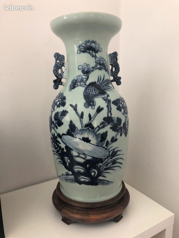 Vase de Chine en porcelaine, début XXème siècle, excellent état (image 1)