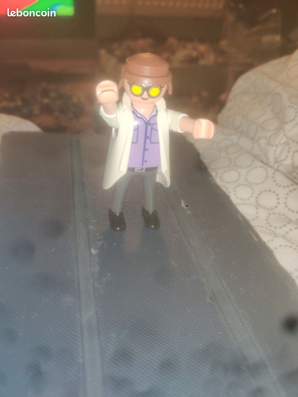 Figurine playmobil professeur de sciences (image 3)