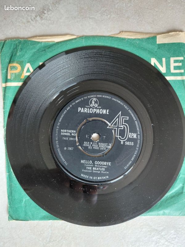 Beatles Lot 7 vinyle 45t vintage années 60 et 70 Pressage France, UK, Belgique etc.. Bon état· (image 10)