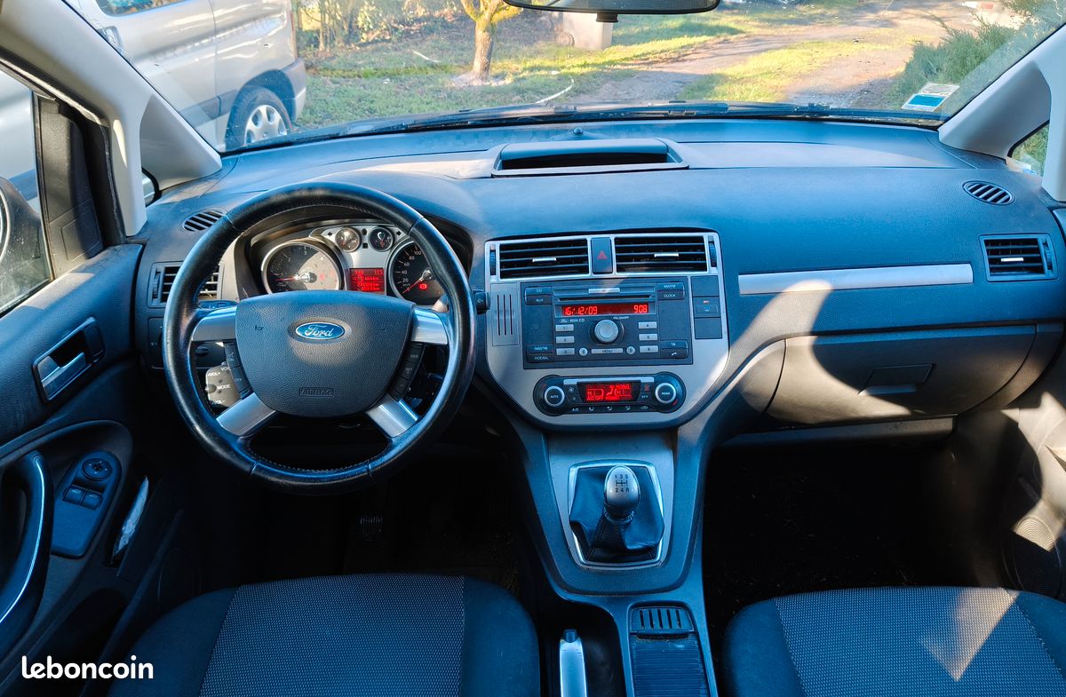 FORD C-Max 1.6 TDCi 16V 90 - Distribution Neuve (image 5)