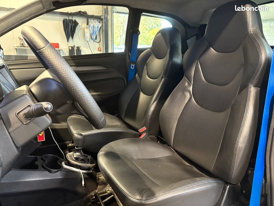 AIXAM CITY D 8ch 8 GTO - 2023 - 20 500 km - CarPlay - Boîte auto (image 10)