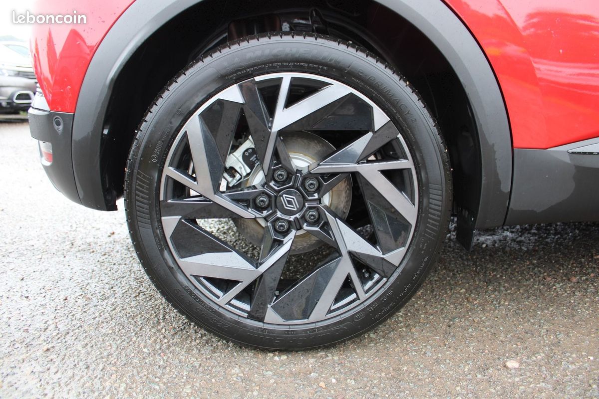 Renault CAPTUR 5 ESPRIT ALPINE 1L6 E-TECH FULL HYBRID 145 CV BOITE AUTO CAMÉRA 360 CUIR JANTES 19 (image 6)