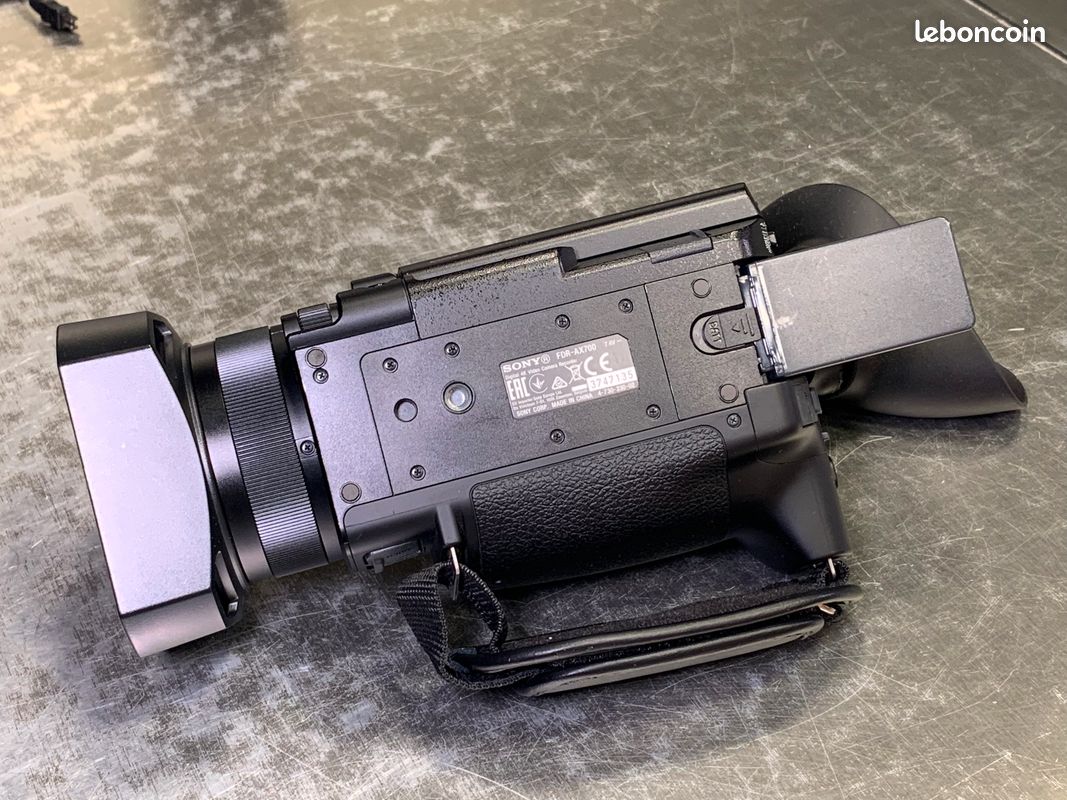Sony FDR-AX700 Caméra d'occasion