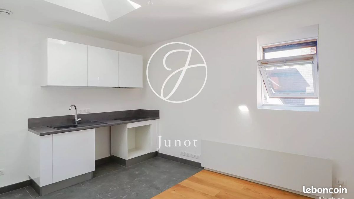 Appartement 1 pièce 18 m² · à Paris · 18 m² · 315 000 €