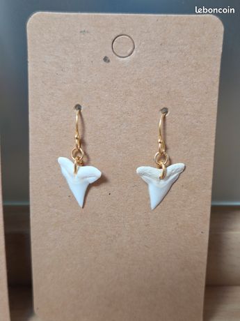 Boucles D'oreilles Anciennes Clips - Motif Dents De Requin En émail Sur Laiton - Occasion En Parfait état