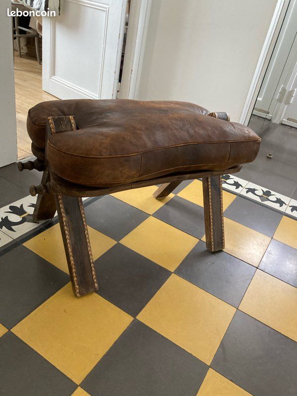 Tabouret / repose pieds selle de chameau (image 1)