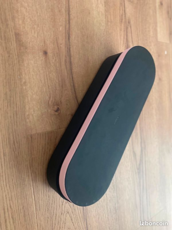Dyson airstrait (image 9)