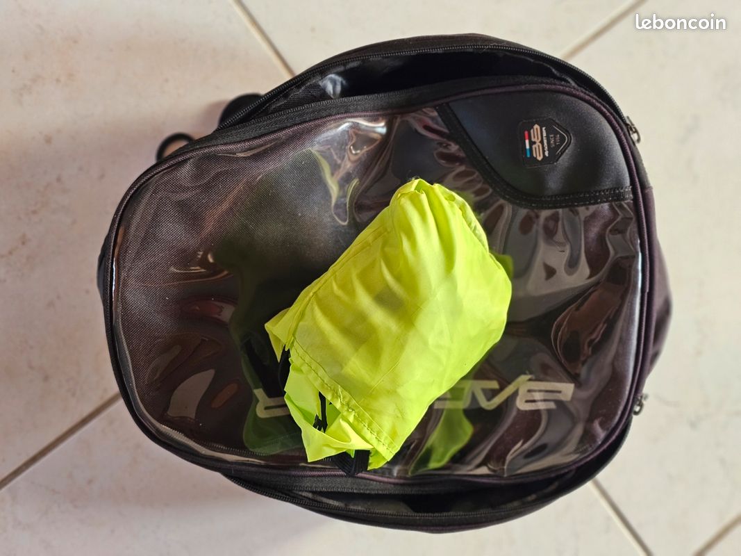 Saccoche de réservoir moto BAGSTER (image 3)