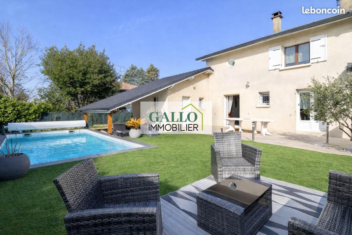 Maison 7 pièces 197 m² · à Heyrieux · 197 m² · 530 000 €