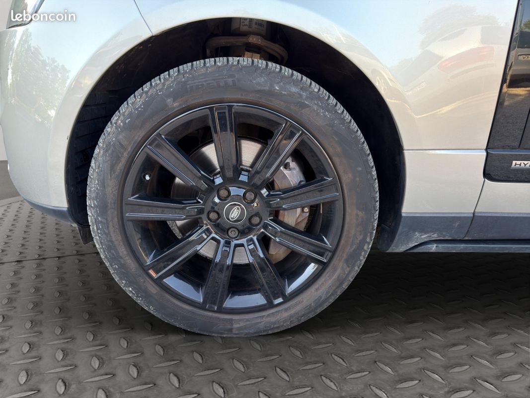 Land Rover Range Rover 3.0 354 Autobiography Hybrid (image 25)