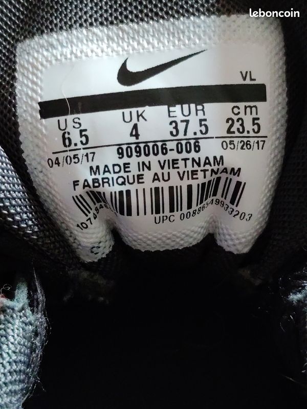 Basket Nike grise foncée (image 3)