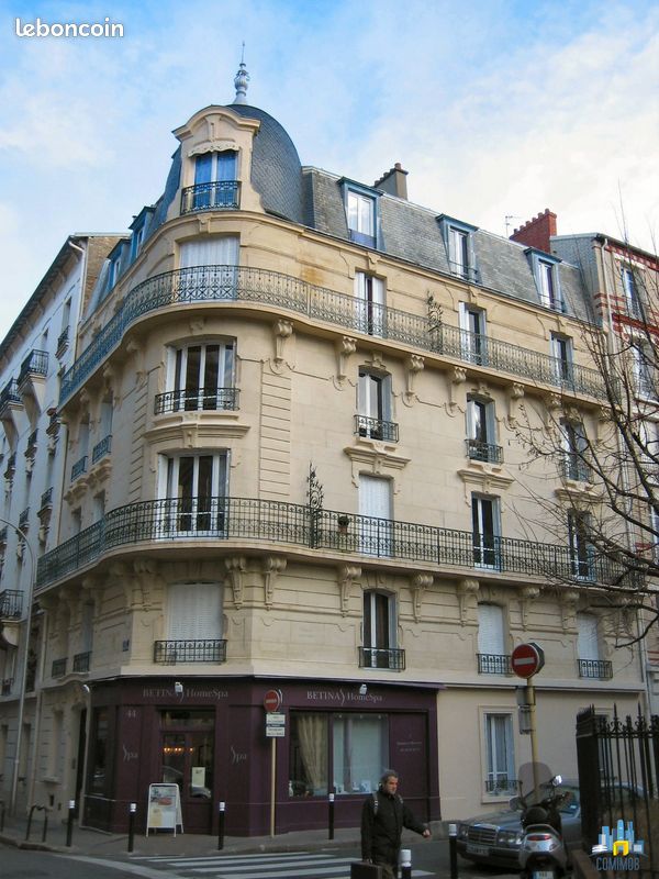 Appartement 3 pièces 48 m² · à Courbevoie · 48 m² · 1 217 €