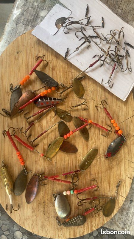 Lot cuillères pêche brochet - Sport & Plein air Lot cuillères pêche brochet - Sport & Plein air