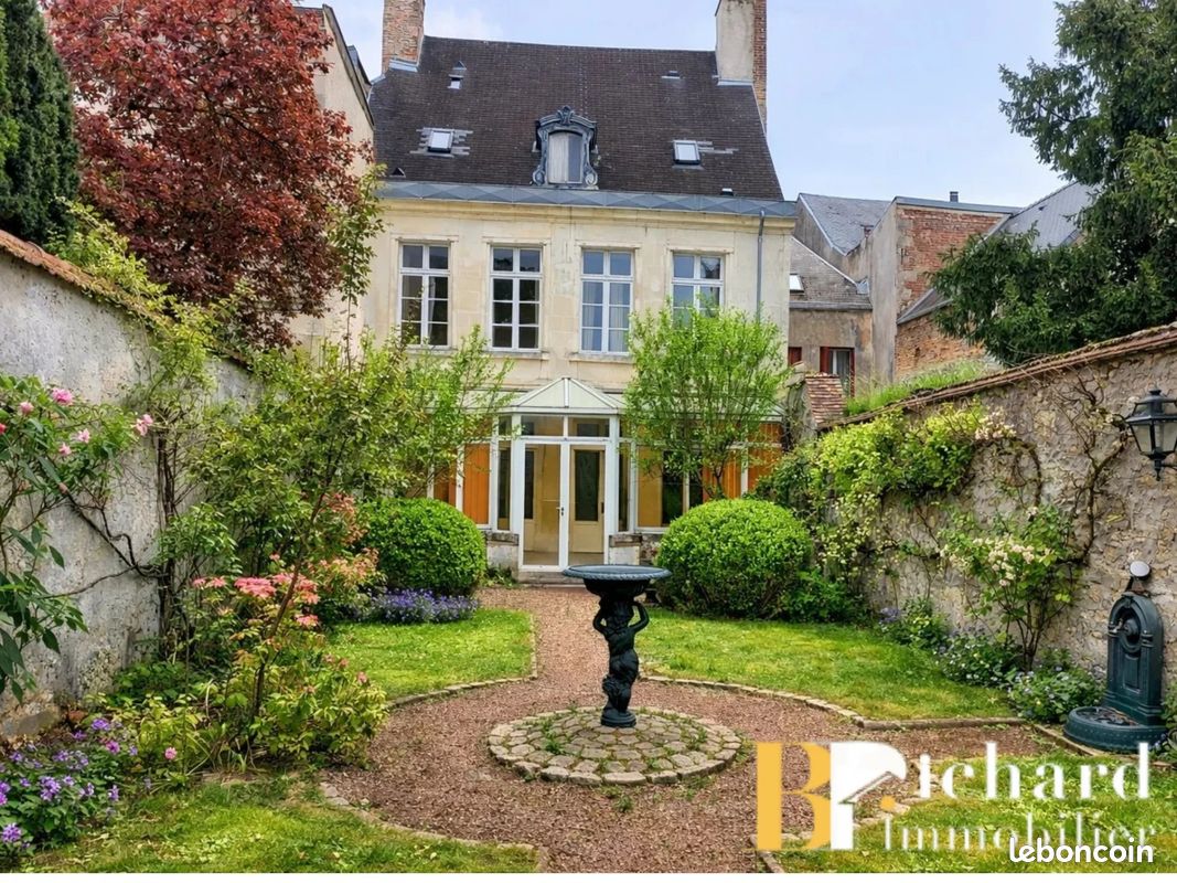 Maison 9 pièces 175 m² · à Laon · 175 m² · 272 900 €