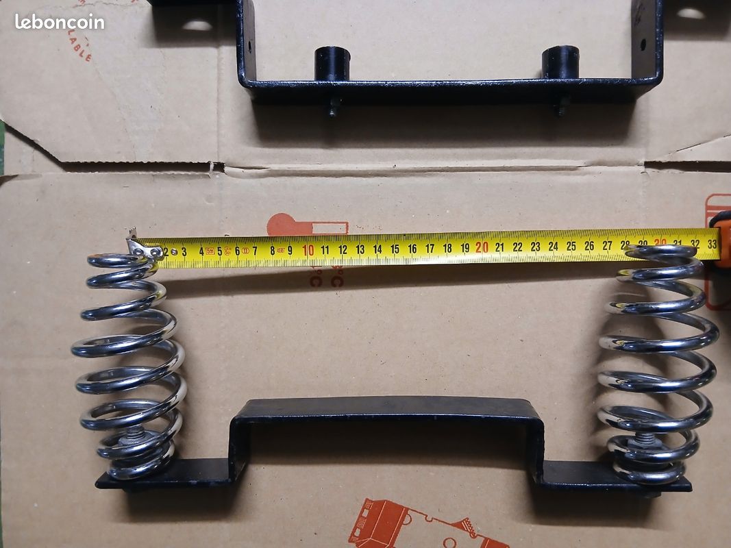 Barres supports de selle solo type "police" (ou autre selle large à ressorts) (image 1)