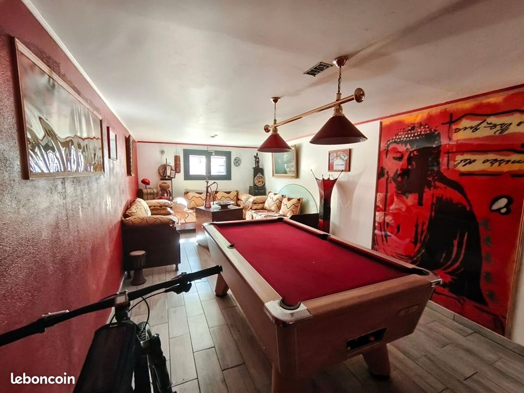 Propriété 8 pièces 200 m² (image 14)