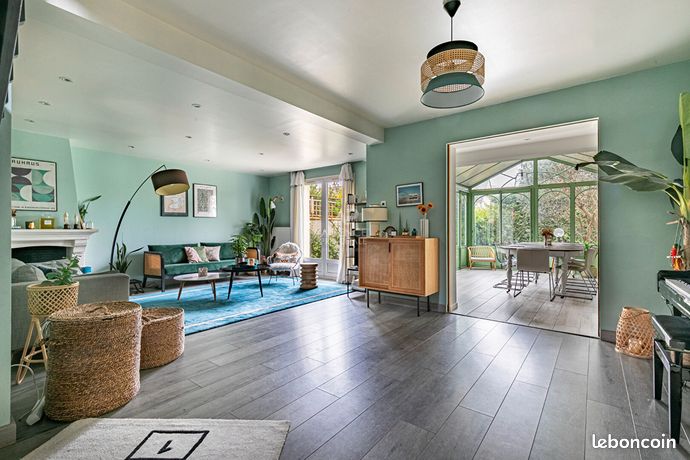 Maison 8 pièces 174 m²