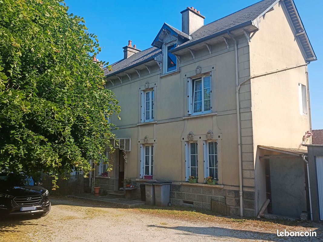Maison 4 pièces 94 m² · à Sées · 94 m² · 100 000 €