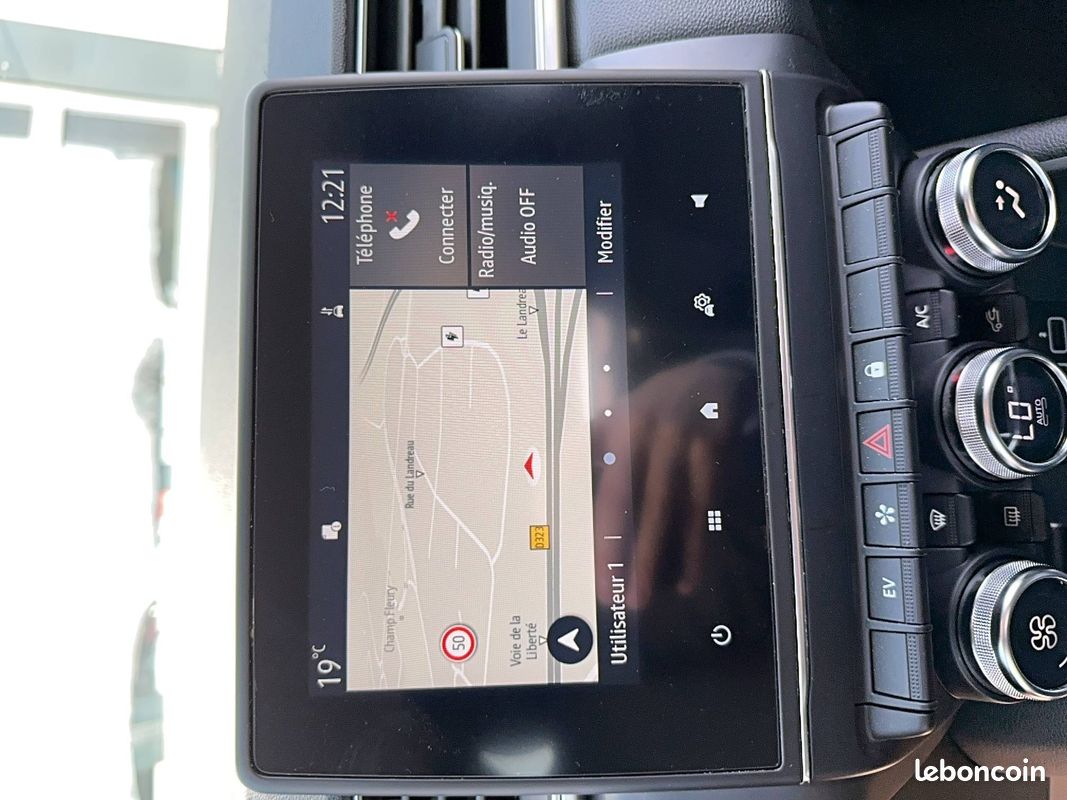RENAULT Captur E-Tech Plug-in 160 - 21 Intens (image 26)