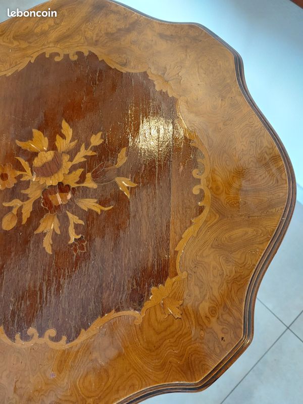 Guéridon avec marqueterie (image 7)
