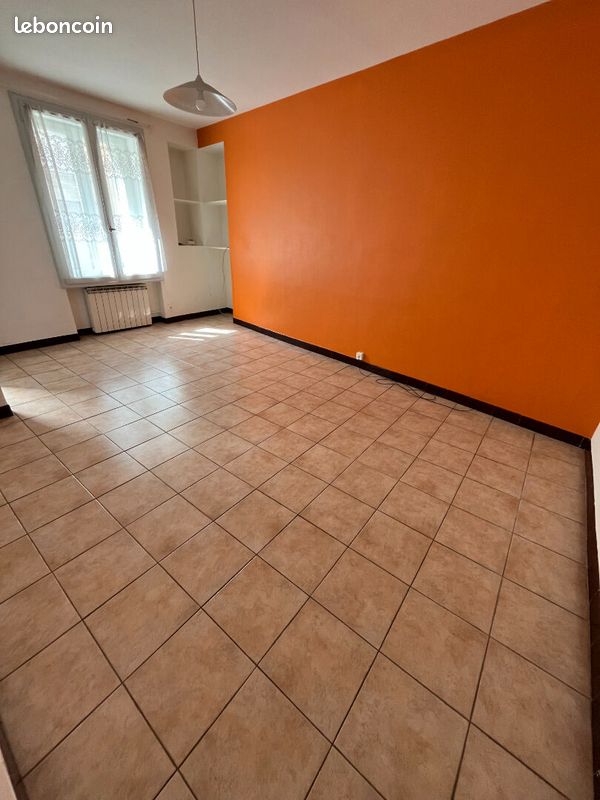 Appartement 1 pièce 32 m² · à Poitiers · 32 m² · 370 €/mois