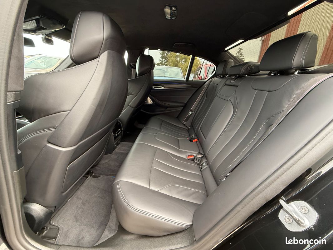 BMW M5 COMPETITION F90 4.4 V8 625 ch Xdrive / SECONDE MAIN / SOFT CLOSE / CIEL DE TOIT ALCANTARA / CAMERA 360 / FREIN CARBONE CERAMIQUE / GARANTIE BMW PREMIUM SELECTION 06/2027 / MALUS INCLUS (image 4)