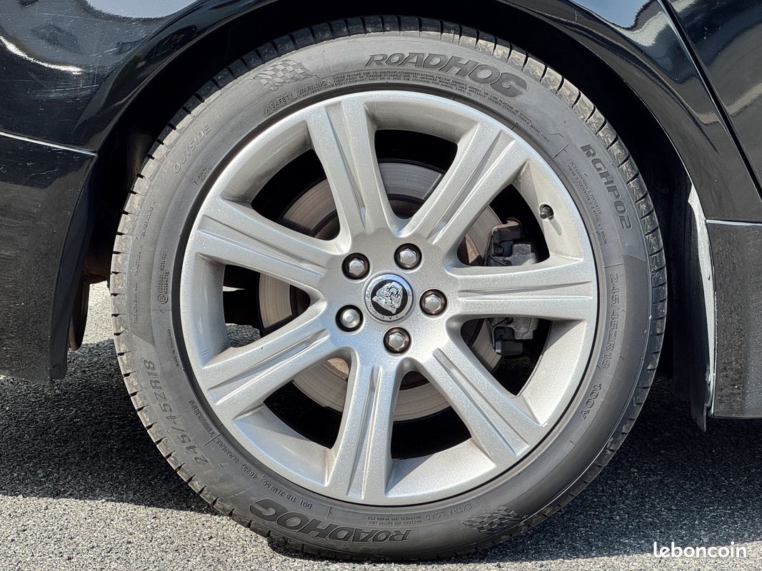 JAGUAR XF 2.7D Bi-Turbo Luxe - Historique complet (image 37)
