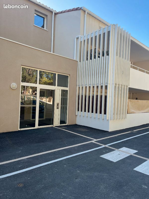 Appartement 2 pièces 41 m² · à Saint-Rémy-de-Provence · 41 m² · 240 000 €