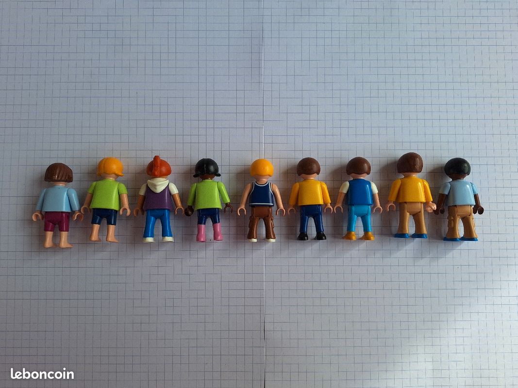 Lot 3 playmobil (image 2)