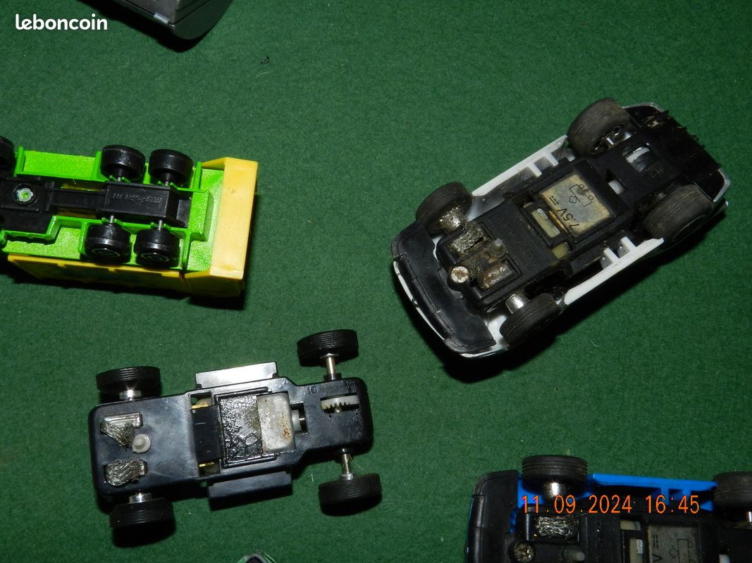 Lot de voitures de circuit et de camions (image 9)