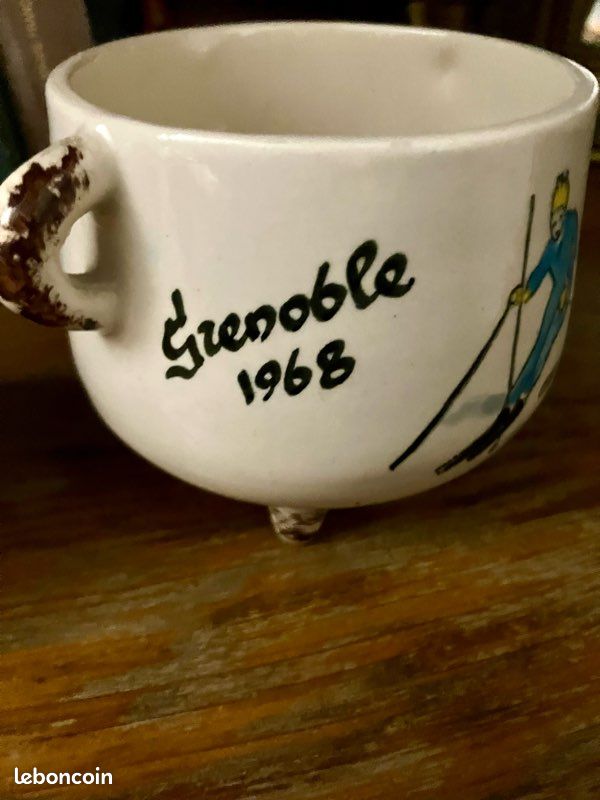 Fanion Jeux Olympiques Olympische spiele Grenoble 1968 (Défectueux) à