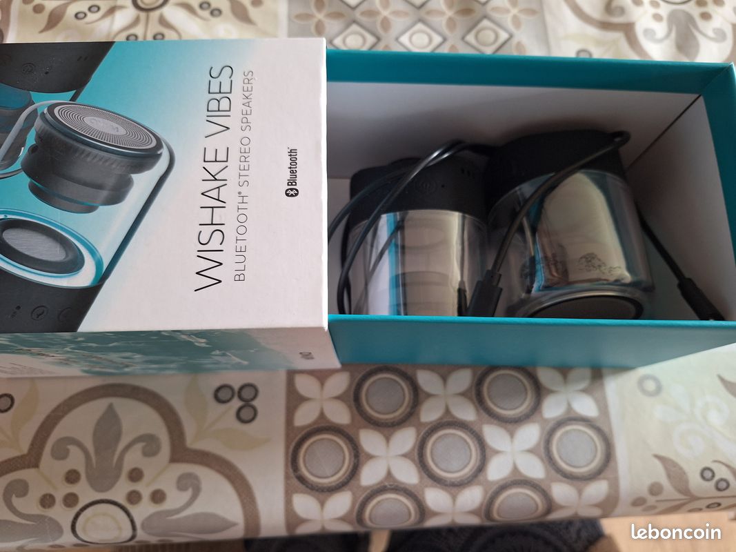 Bluetooth stéréo speakers neuf (image 2)