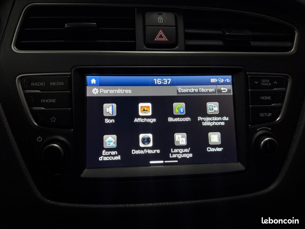 HYUNDAI i20 1.2 84 Intuitive (image 25)