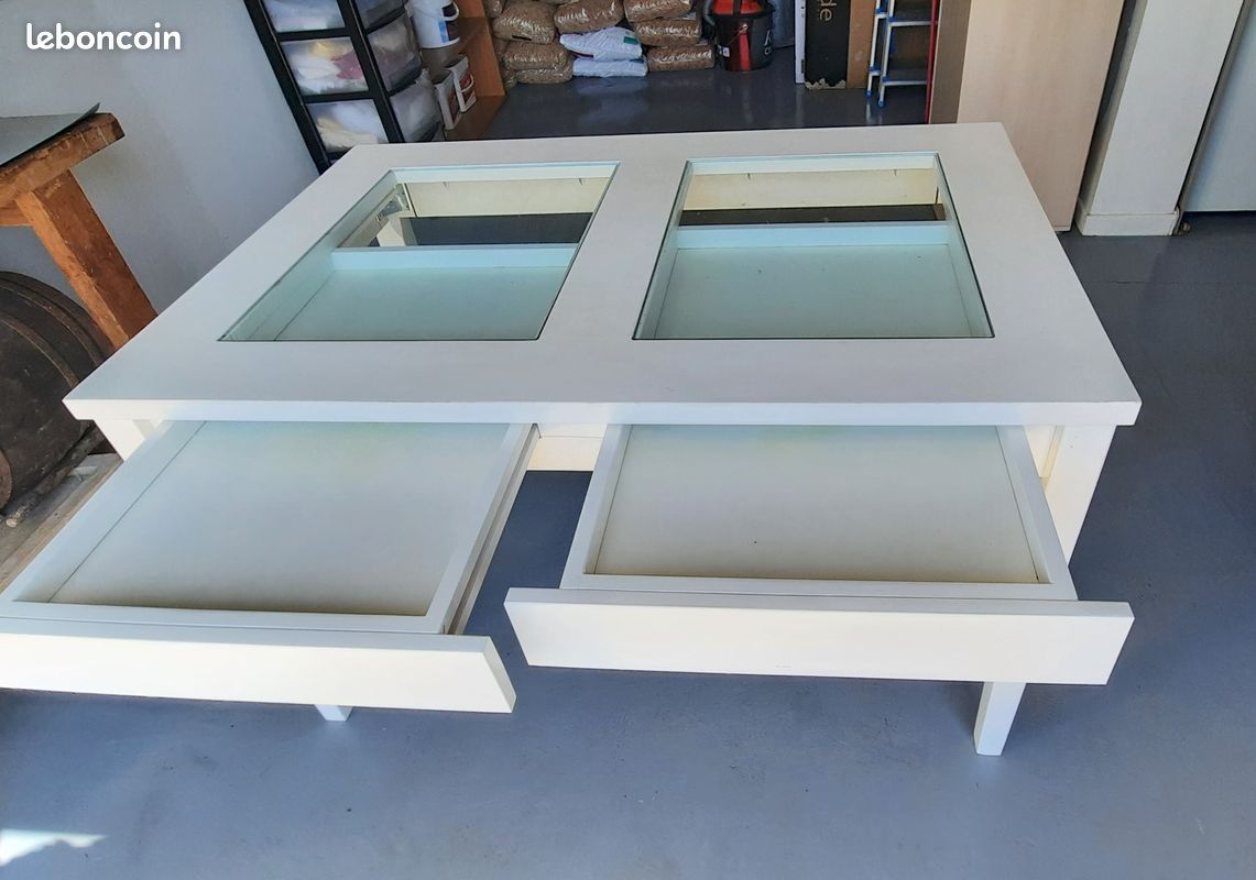 Table blanche (image 2)
