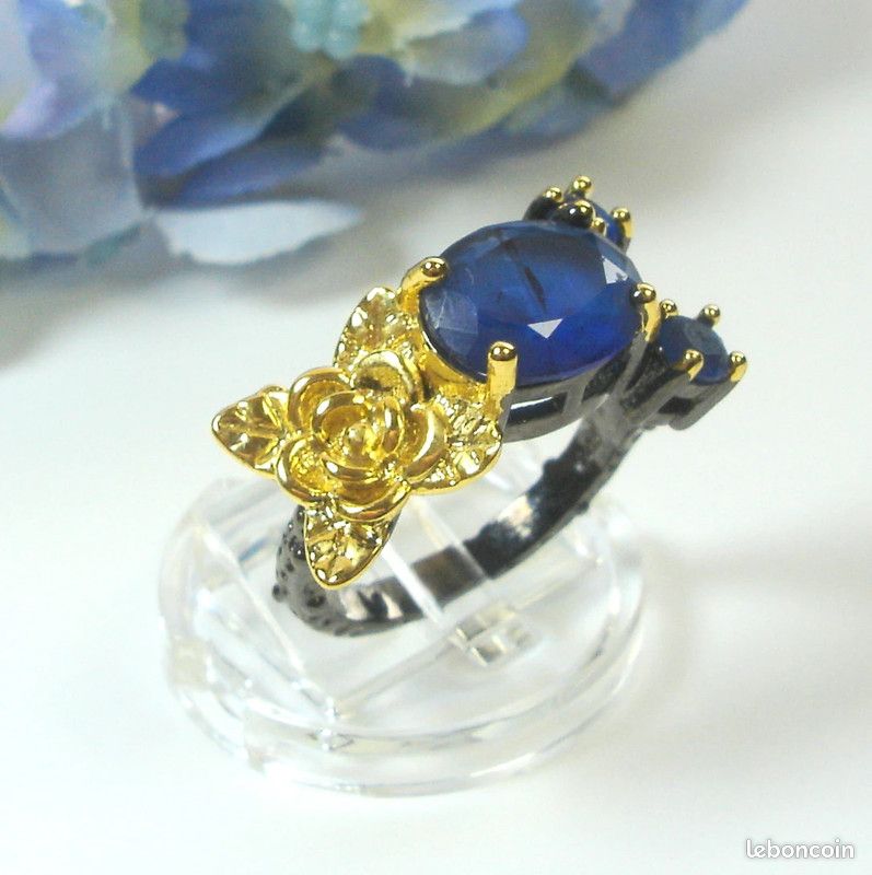 Bague de créateur avec saphir art nouveau bohême chic Montres - Main Image