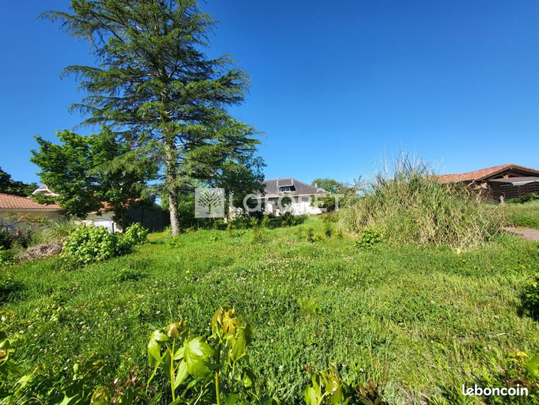 Terrain 734 m² Mimizan · 129 000 €
