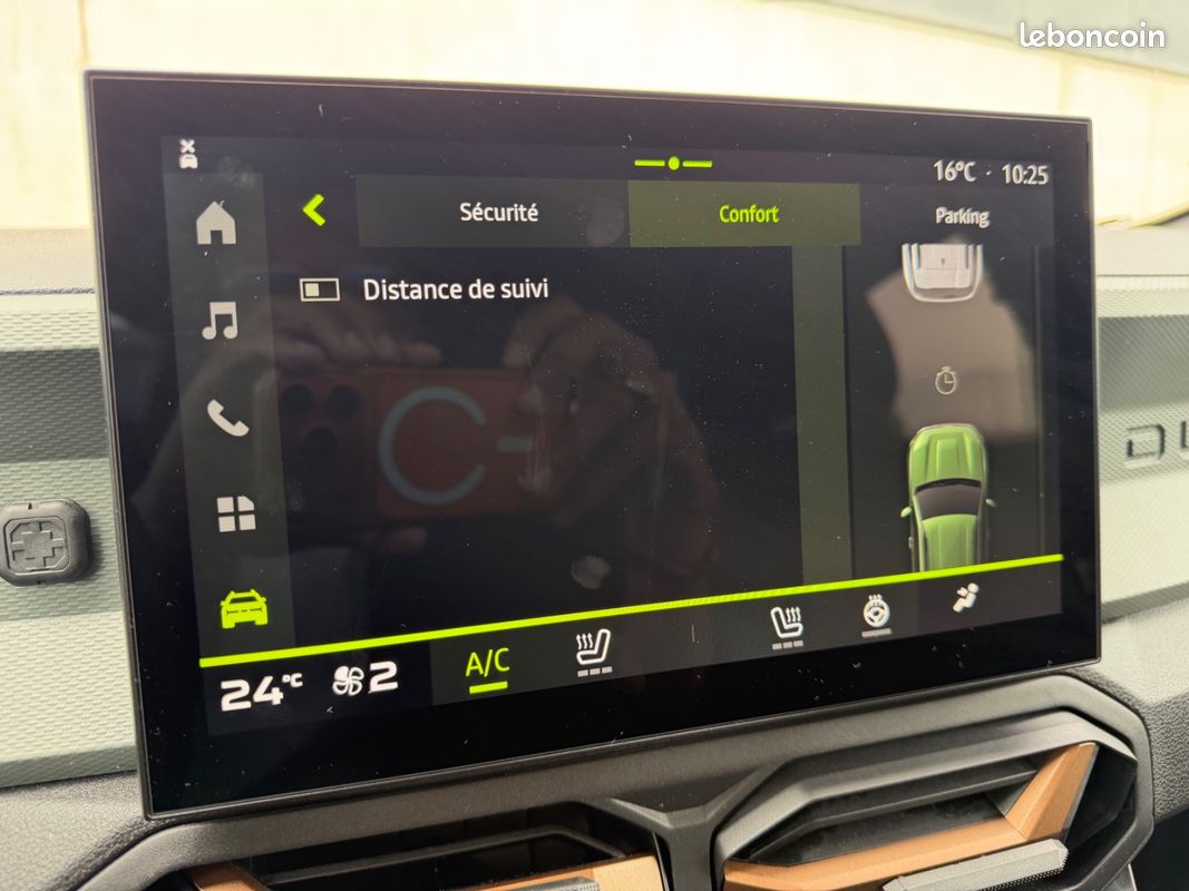 DACIA DUSTER TCe 141cv Hybride 4x2 EDC Extreme - Sièges Volant chauffants / CarPlay / Caméra 360 - (image 24)