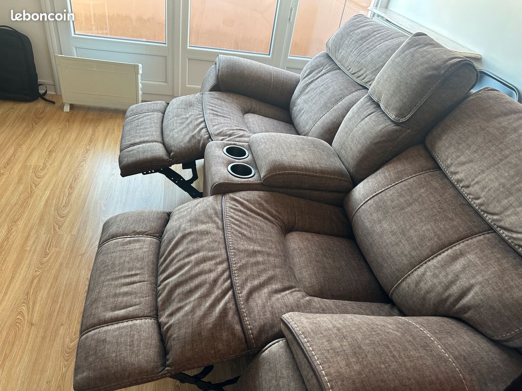 Settee recliner (image 1)