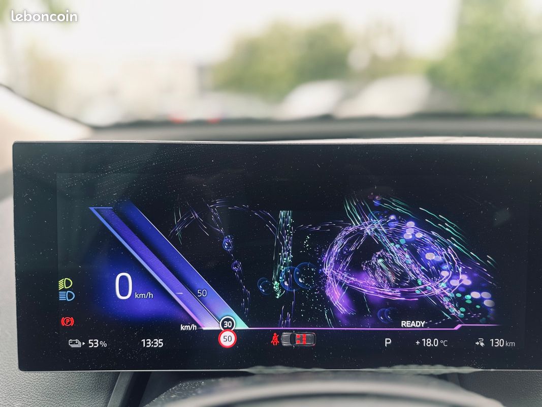 BMW iX 40e 326CH xDrive + CARPLAY SANS FIL + SIEGES CHAUFFANTS/VENTILES/MASSANTS/ELECTRIQUES + HARMAN KARDON + 1ERE MAIN + GARANTIE 12 MOIS (image 30)